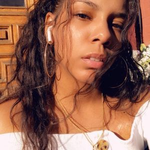 Meet your Posher, Tiffani